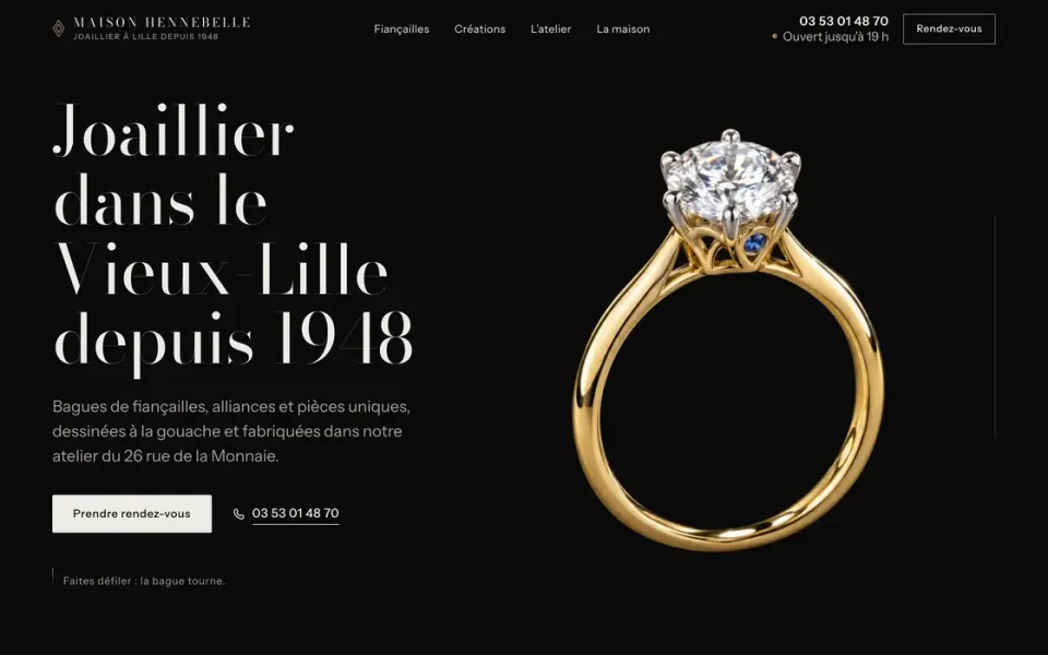 Site de démonstration du joaillier fictif Maison Hennebelle : titre « Joaillier dans le Vieux-Lille depuis 1948 » sur fond noir, à côté d'un solitaire en or jaune serti d'un diamant